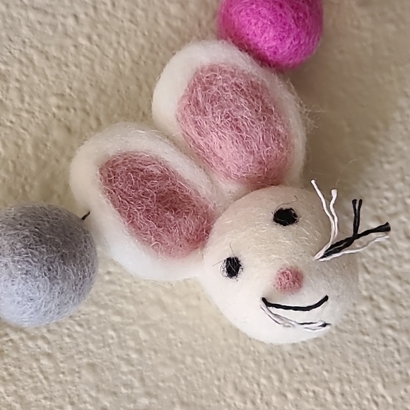 Easter Felt Garland - Picture 3 of 5